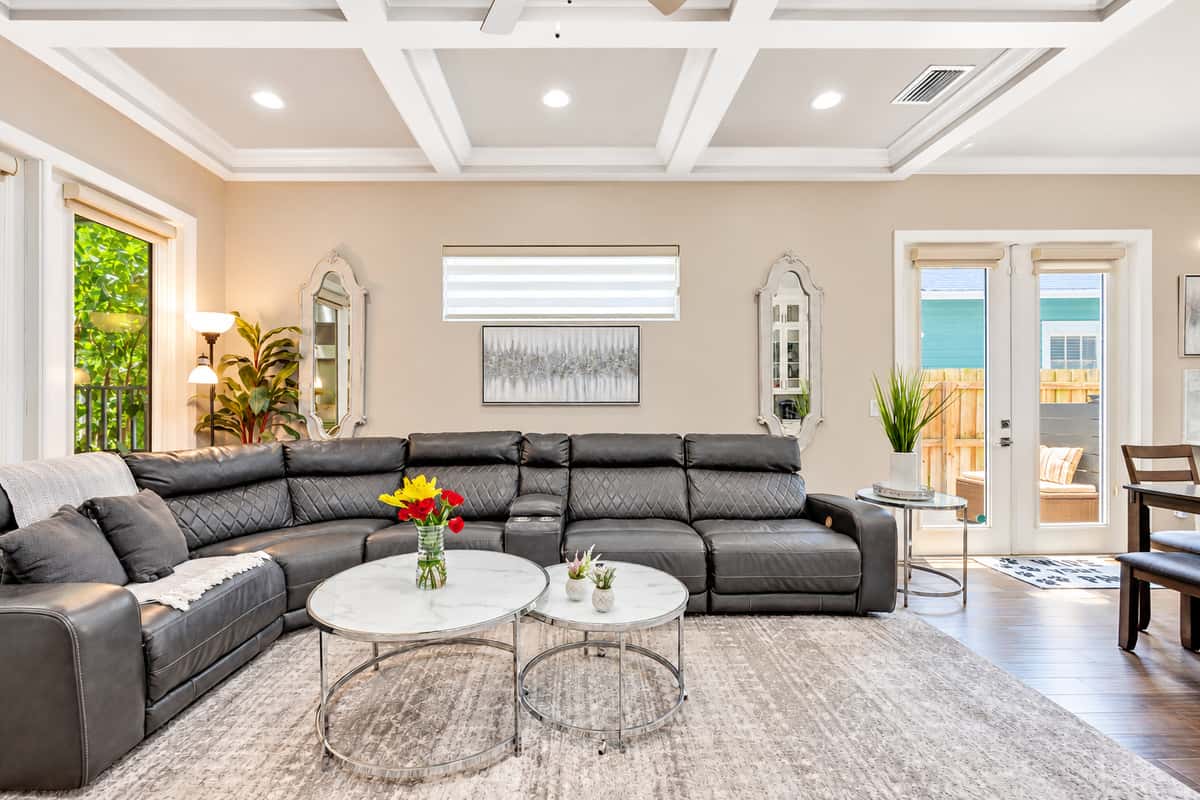 The Luxe Townhouse — photo 3