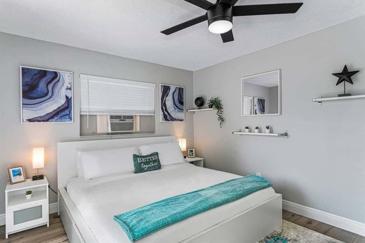 Worried about not getting the sleep and relaxation you deserve during your vacation? This gorgeous bedroom will surely make you feel at home and give you the greatest sleep while you're away from the comfort of your home. Send us an inquiry now!