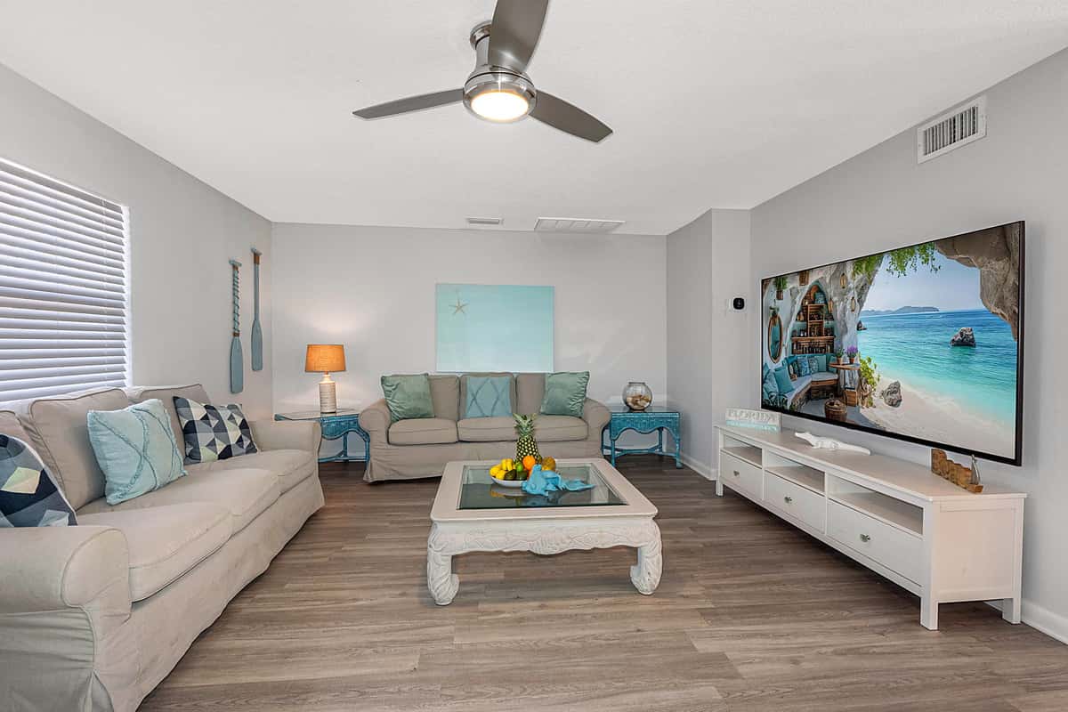 Sunny Shores Hideaway — photo 3