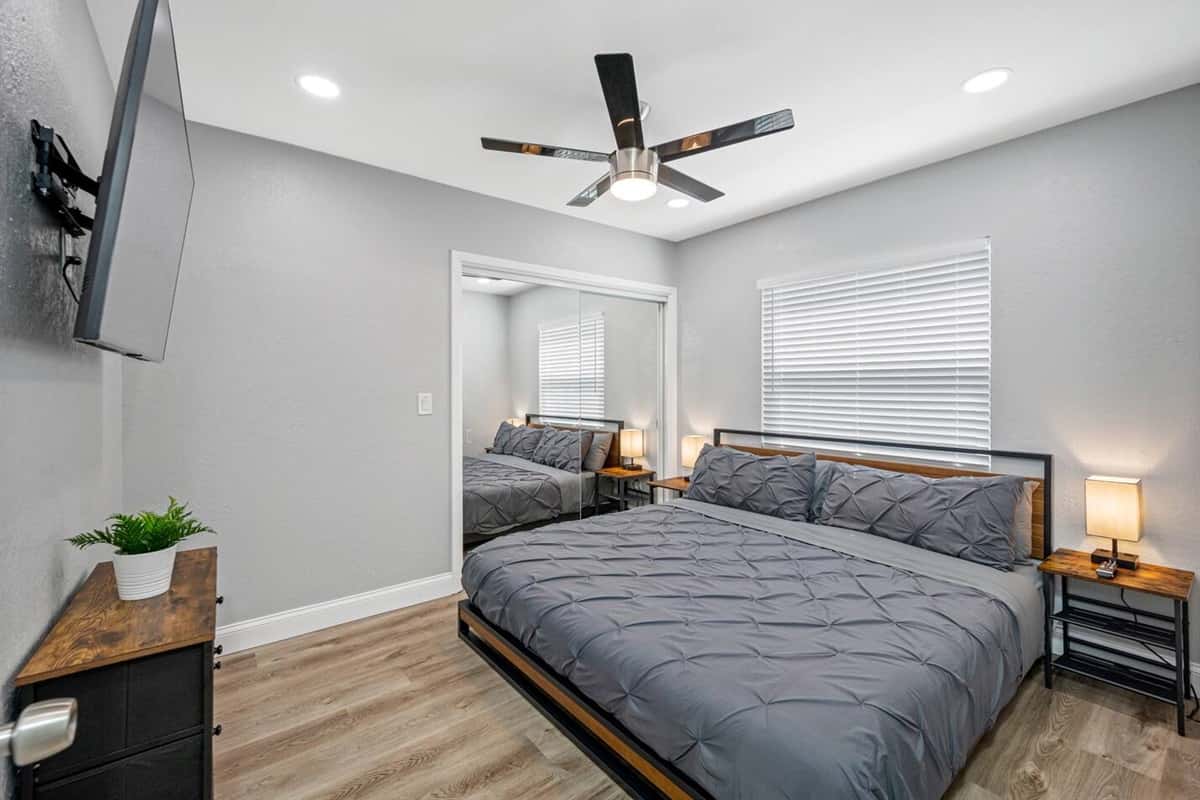 Have an amazing sleep in our stunning bedroom with comfortable king size bed. Feel safe and secured and sleep comfortably during your stay with us. Inquire about our property now!