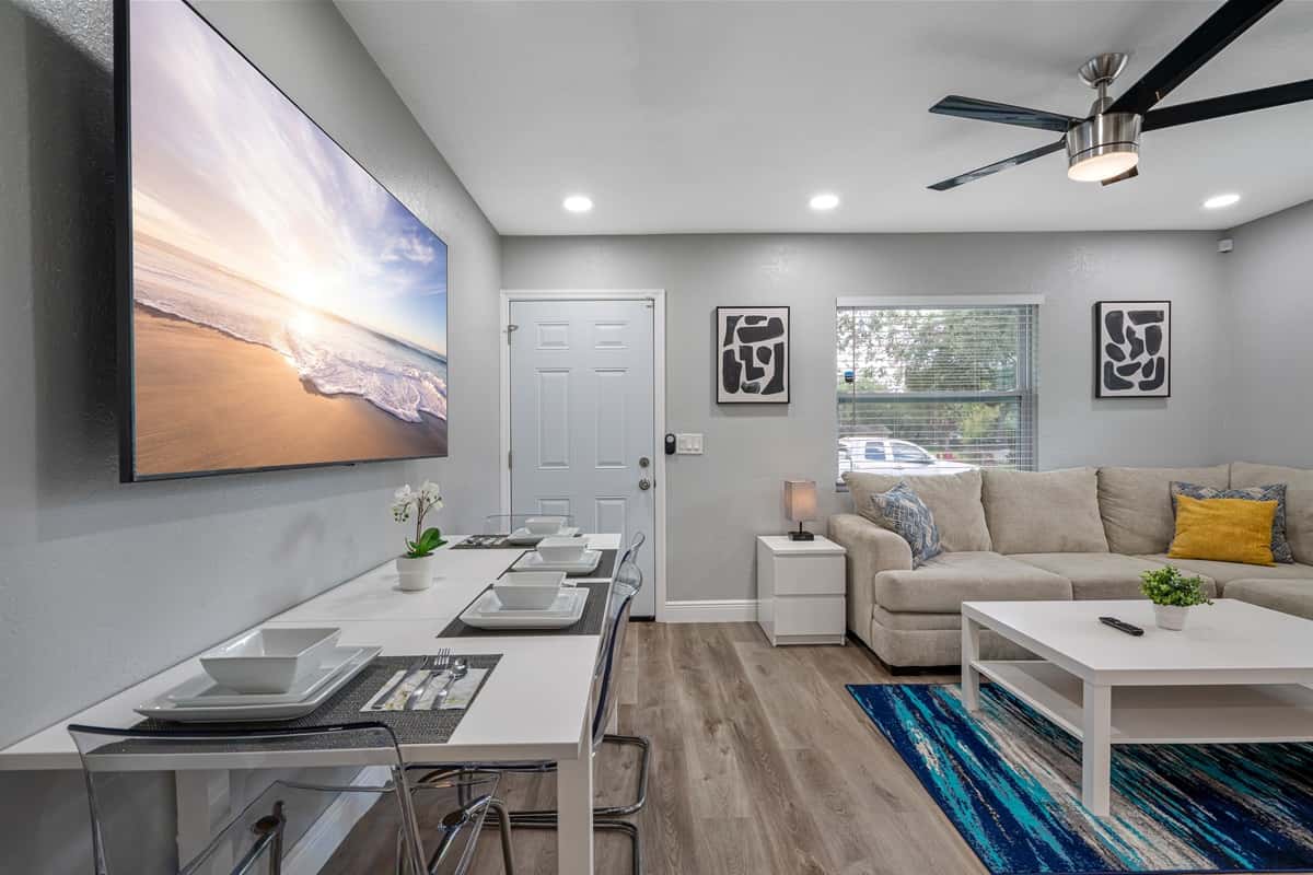 Polished Hideaway — photo 3