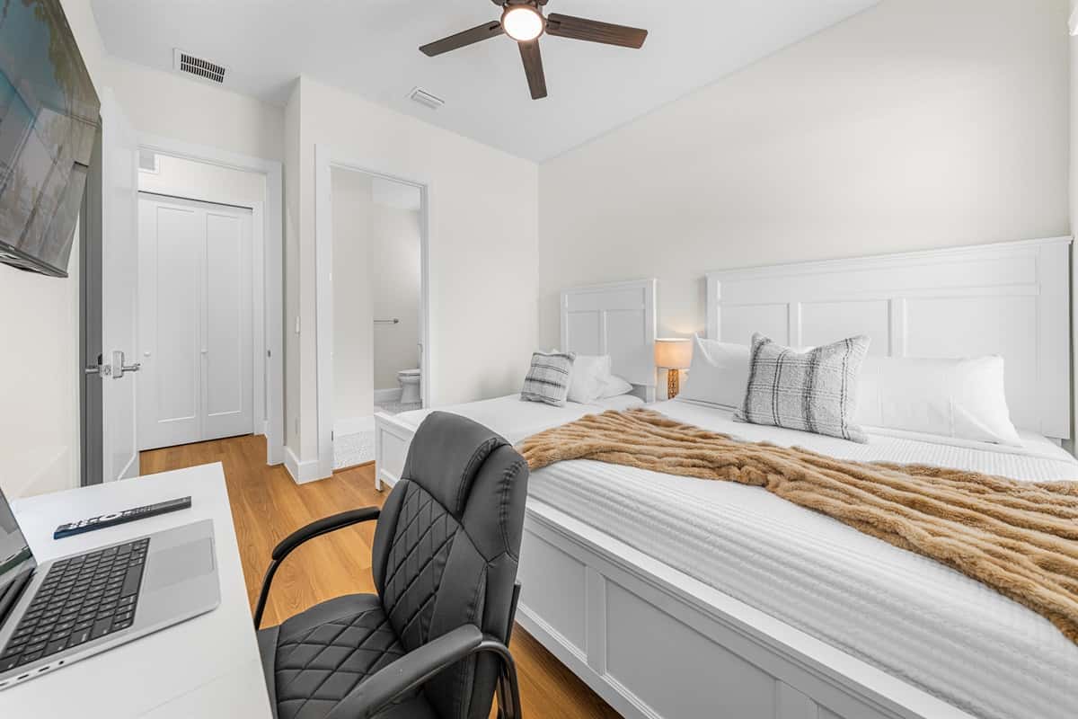 Opulence Suites — photo 4