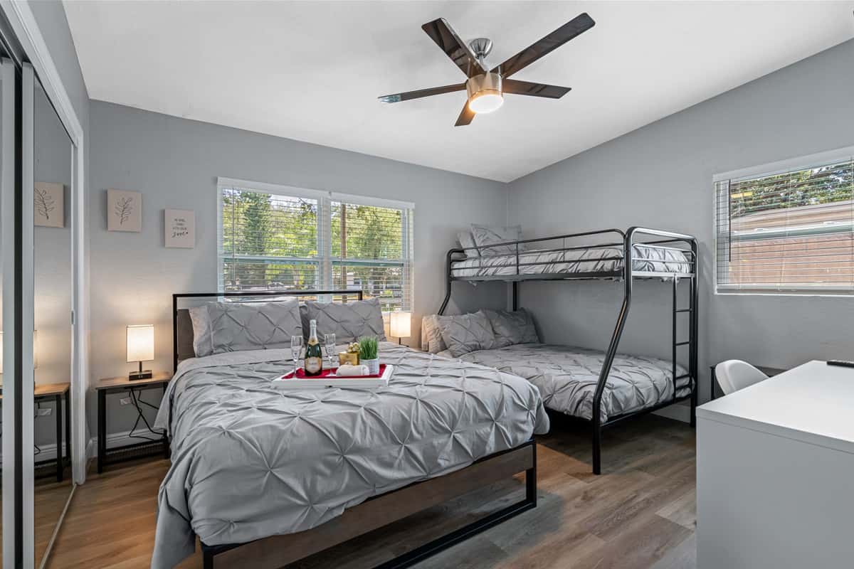 The inviting beds, with its soft linens and fluffy pillows.