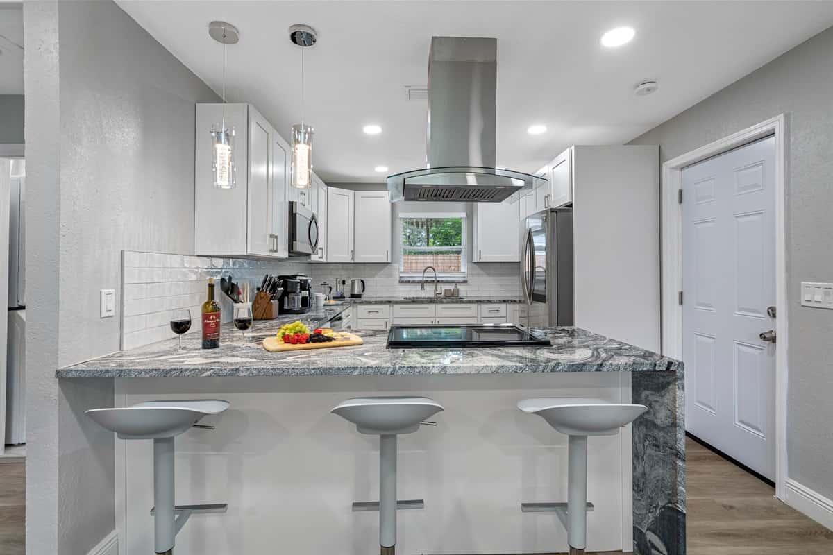 Remodeled Urban Escape — photo 4