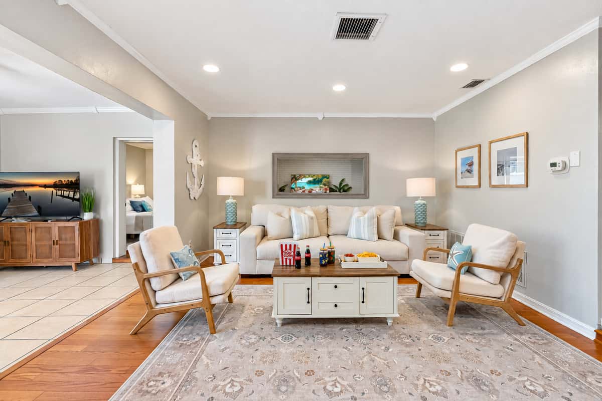 Coastal Luxe Escape — photo 3