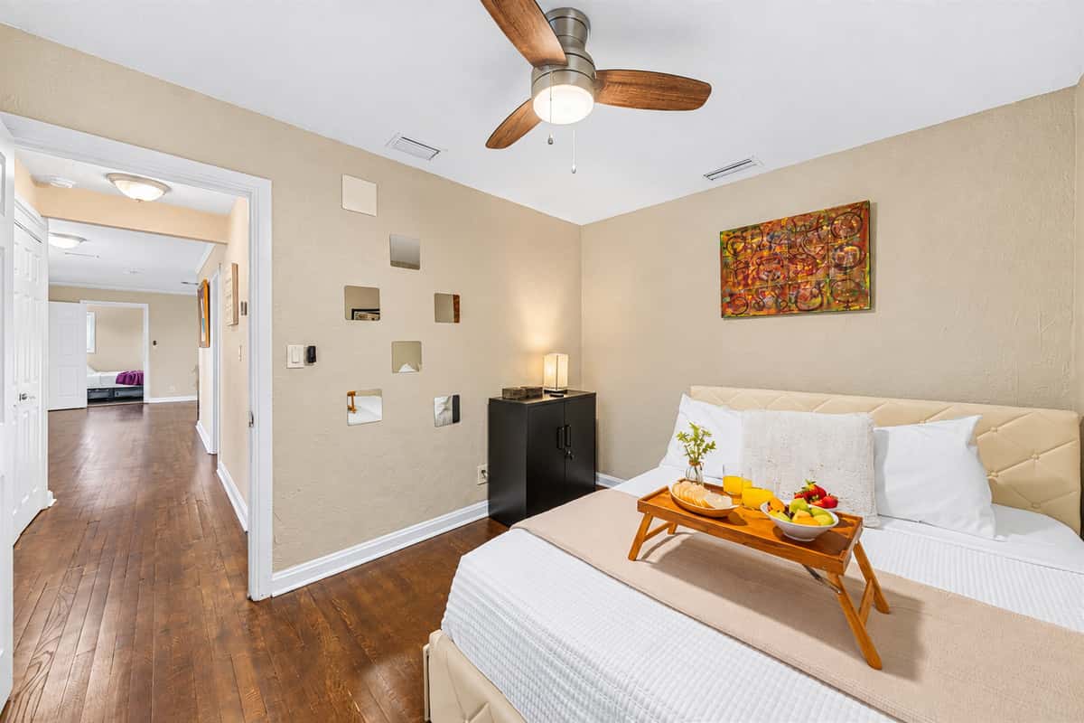 Bedroom with open layout and easy access to living areas—perfect for convenience and comfort.