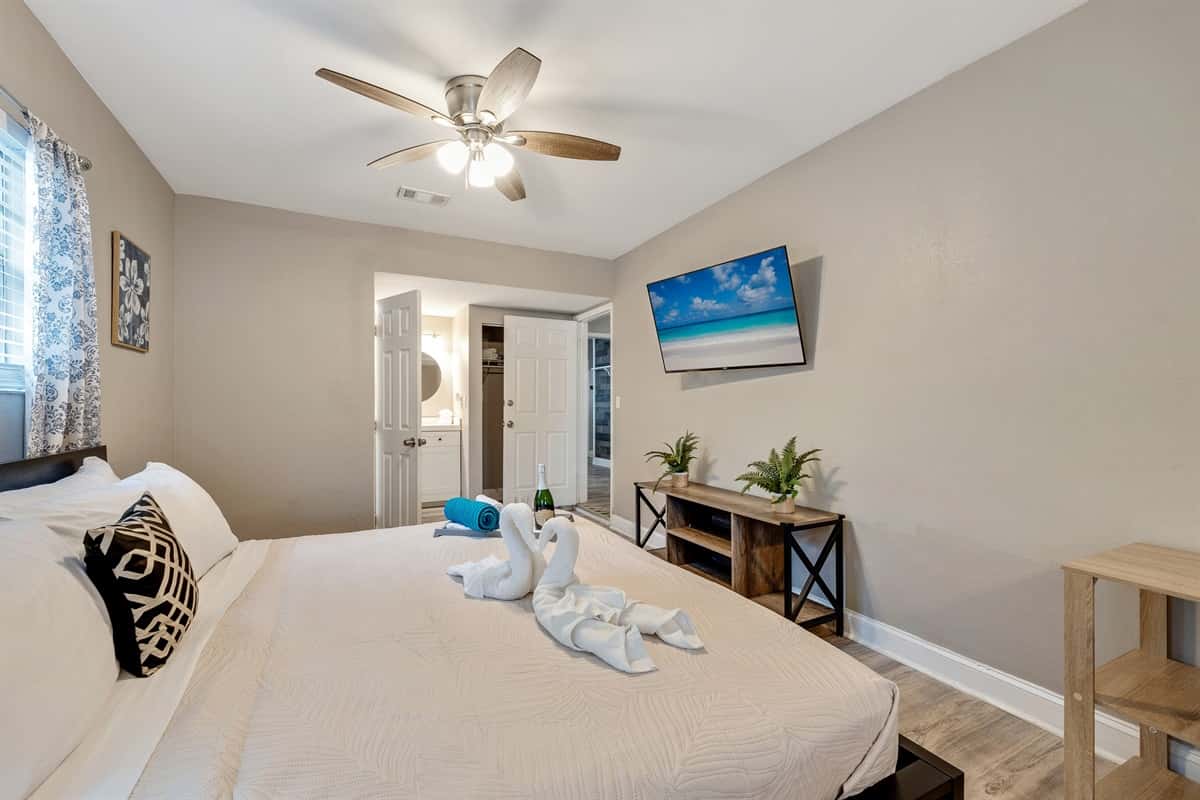 Whether you crave the decadent embrace of a king-size bed or the flexibility of a chic futon, our bedroom is designed to cater to your every comfort desire.