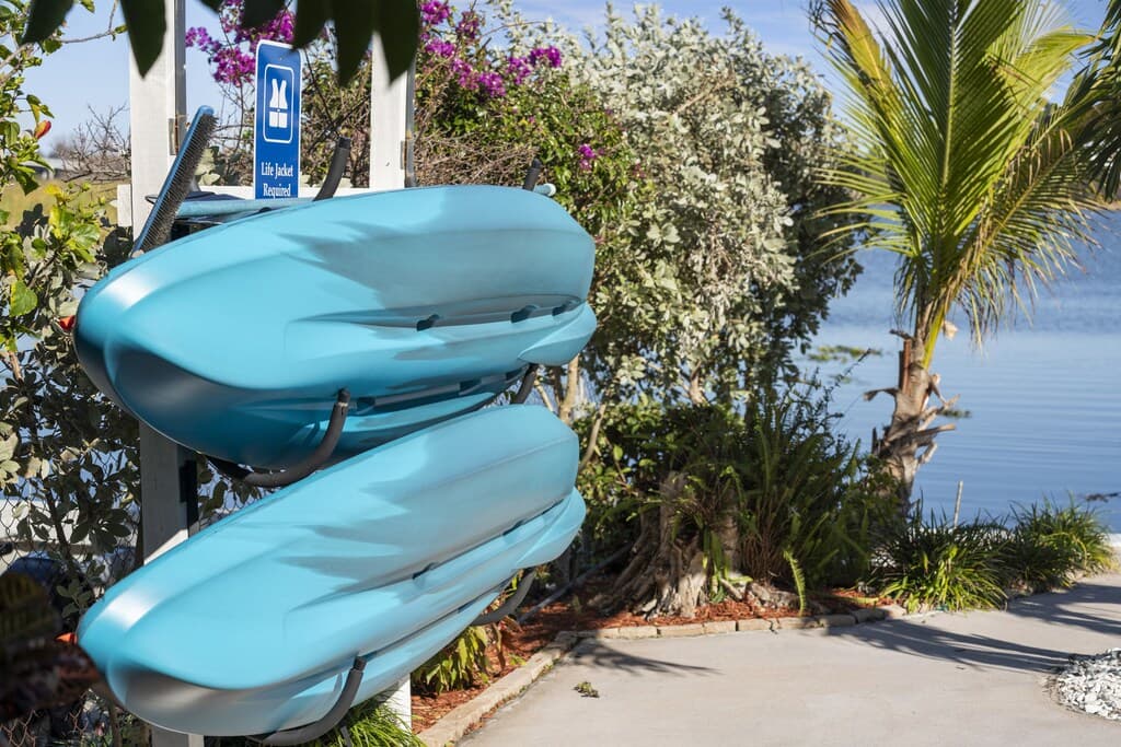 During your stay, we are pleased to provide you with the opportunity to embark on exciting aquatic adventures with our two complimentary kayaks.