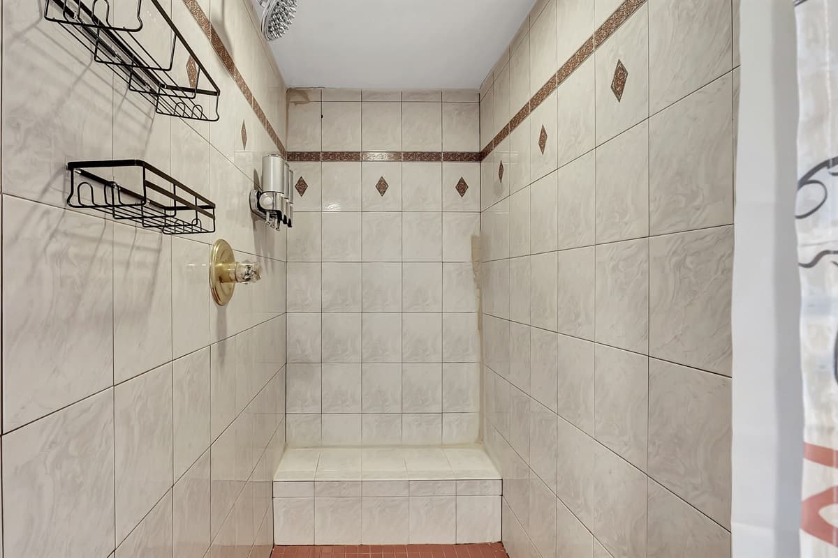Our full bathroom is more than just a functional space; it's a haven of elegance and comfort, ensuring your every visit is a pampering retreat.