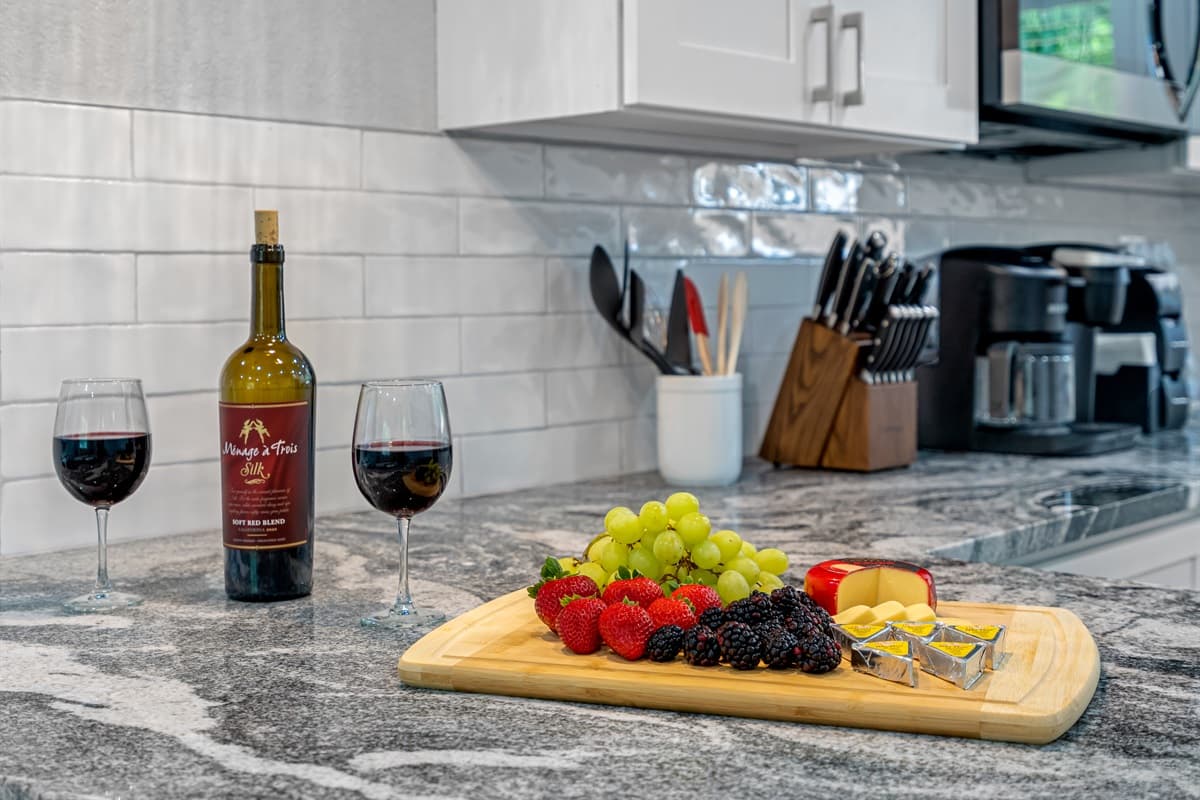Make memories and great food in this beautiful property that has a modern fully equipped kitchen. Channel your inner chef and have great meals with family and friends.  