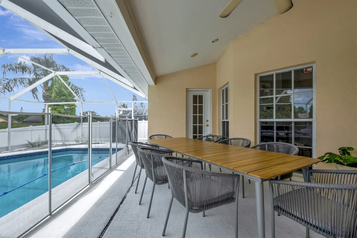 We invite you to experience the delights of our captivating outdoor common space, where the pool, comfortable seating, and lush surroundings converge to create an oasis of relaxation and fun.