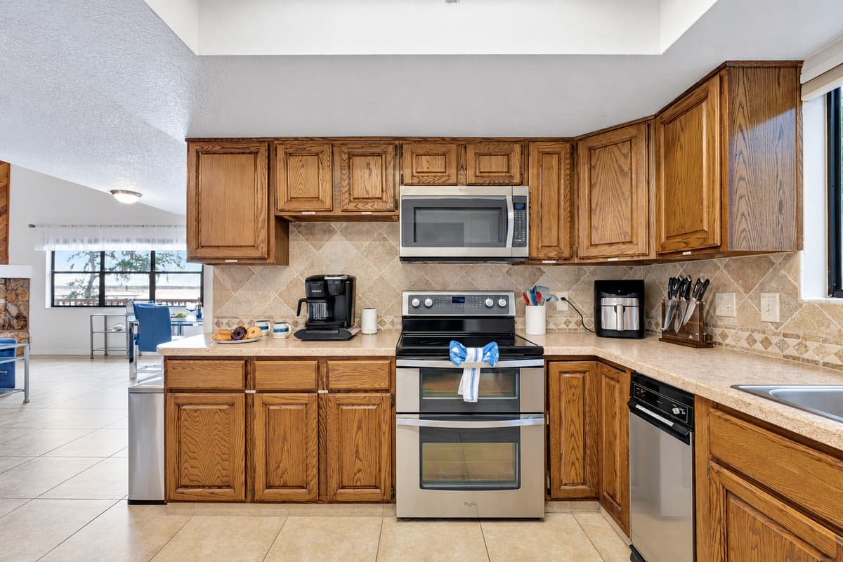 With ample counter space and storage options at your disposal, you'll find everything you need to prepare, cook, and serve with ease and efficiency.