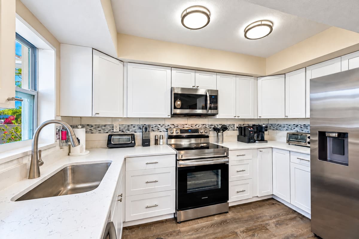 Coffee lover? Do you love to bake? Or just a foodie in general? You would love this kitchen because it has everything you would need to make good food and of course, coffee! To all the coffee lovers out there, send us a message!