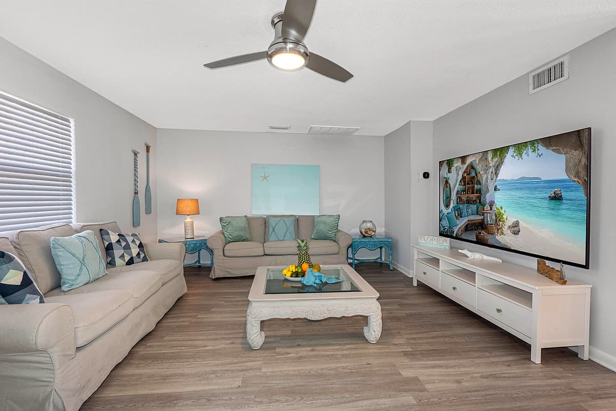 The ideal space to unwind after a fun day at the beach or pool.