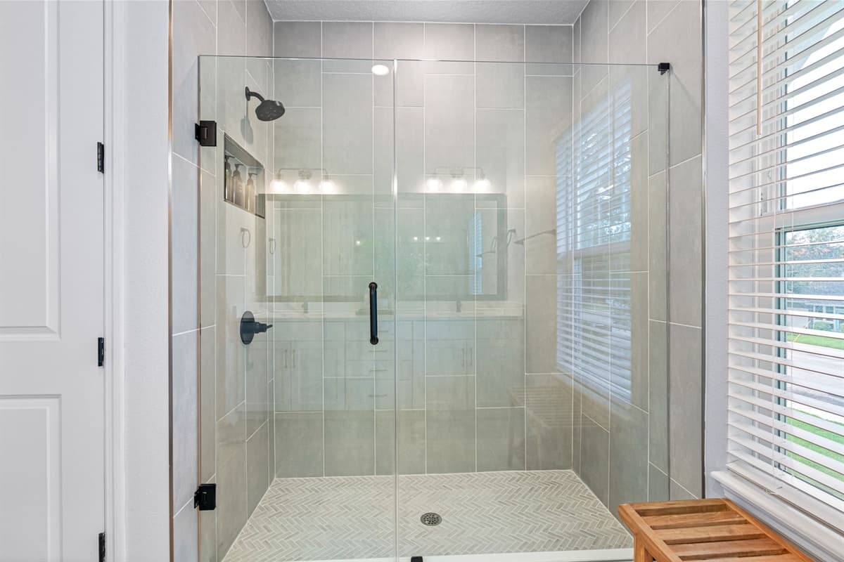 Luxurious amenities and designer touches that add a touch of indulgence to your daily routine.
