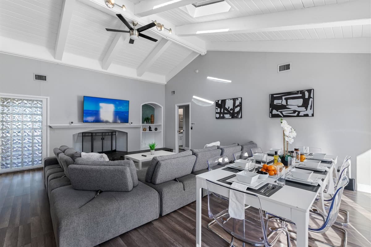 Soaring ceilings, skylights, and a seamless connection to the outdoor pool area make this room the heart of your tropical getaway.