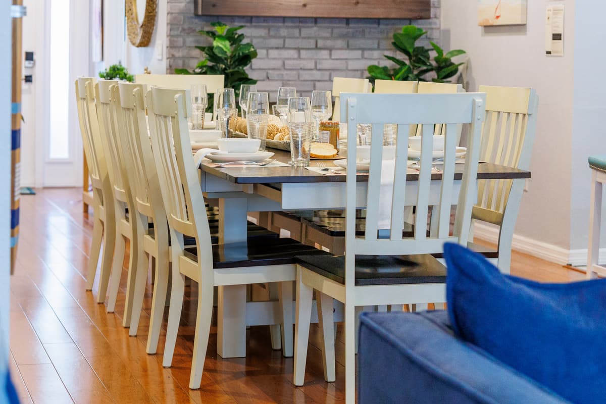 Dining and kitchen details at Flamingo Palms.