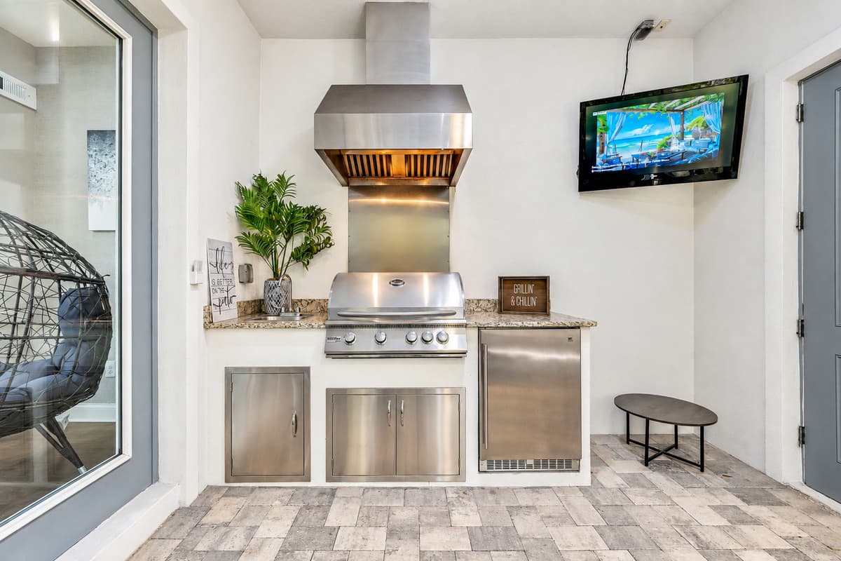 High-end grill/bbq