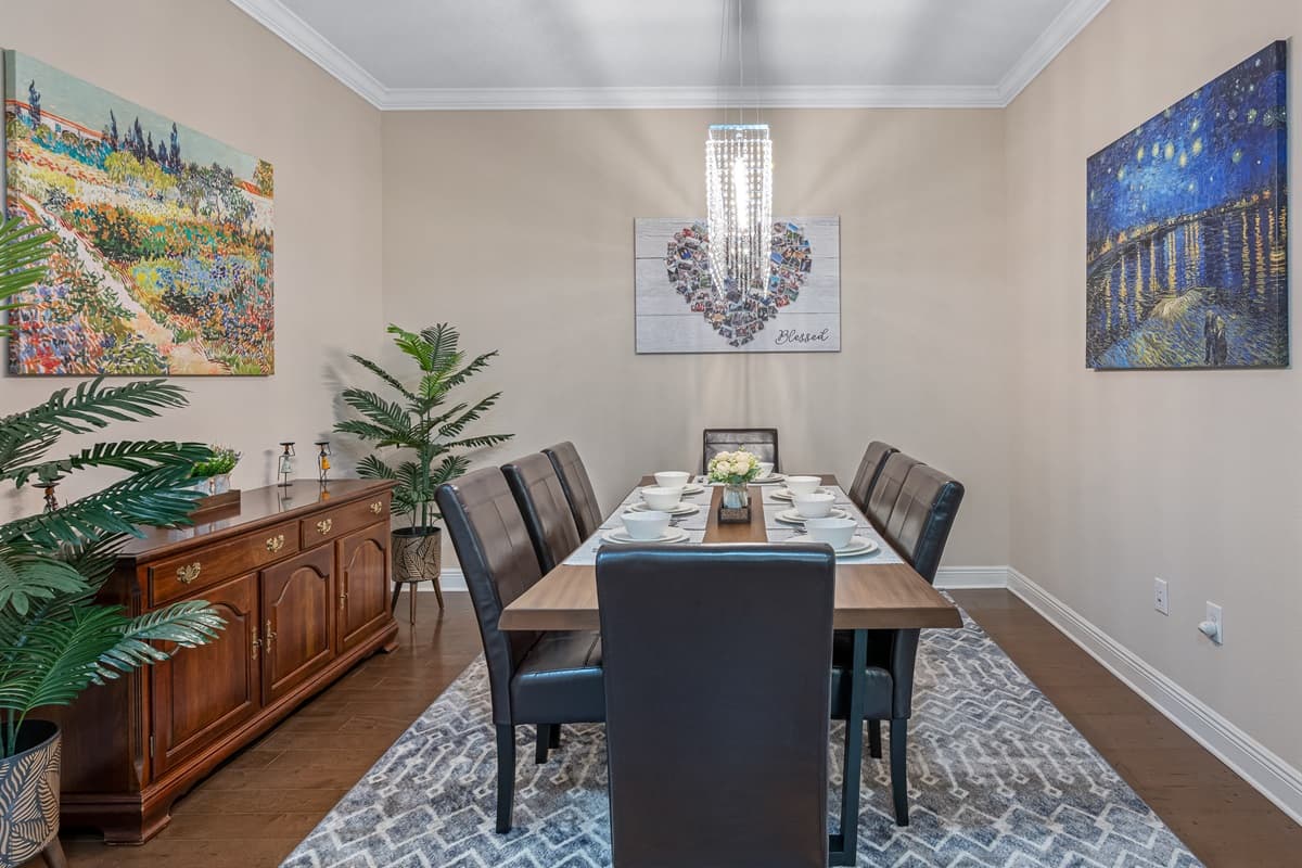 Appreciate great meals wondefully prepared by loved ones in this beautiful dining area while making and sharing memories. Send us an inquiry now!