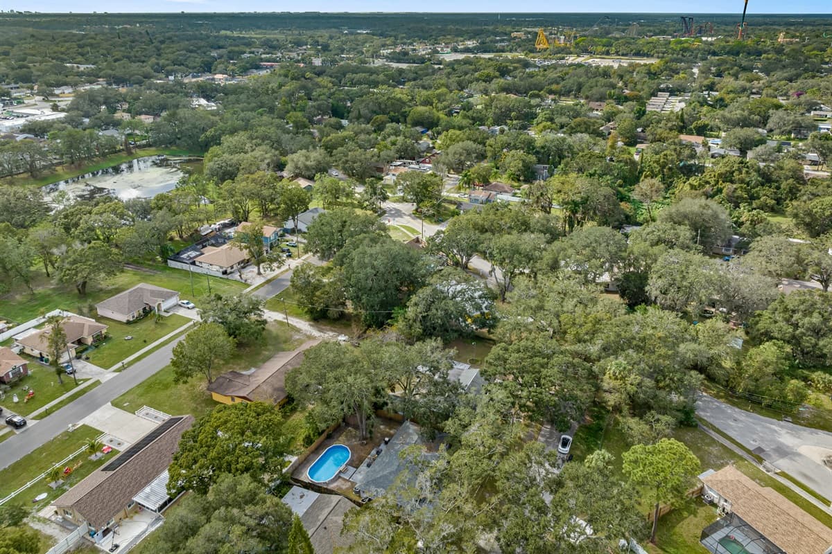 Aerial view showing our wonderful and safe neighborhood and the exact location of our beautiful property. Do you like what you see? Send us an inquiry as soon as possible!