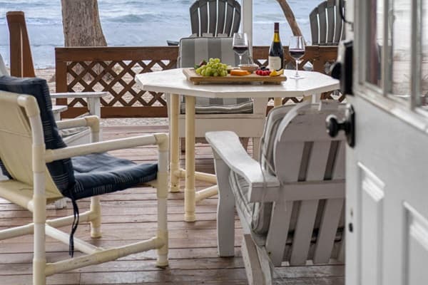 With sweeping vistas of the ocean that stretch out before you, providing a serene backdrop for any occasion.