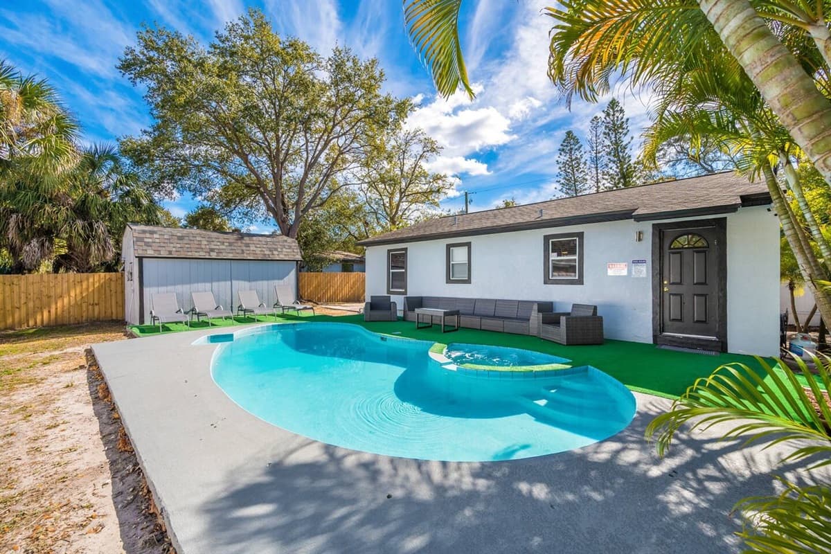 Immaculate heated pool and a grill you can enjoy your entire stay with us!