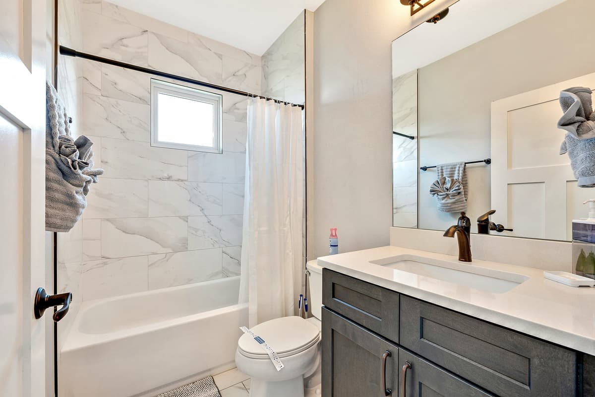 This ingeniously designed bathroom feature seamlessly merges the best of both worlds.