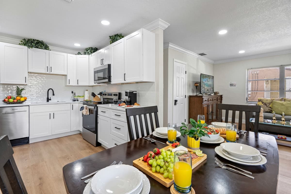 Ideal for everything from family breakfasts and takeout nights to board games and remote work