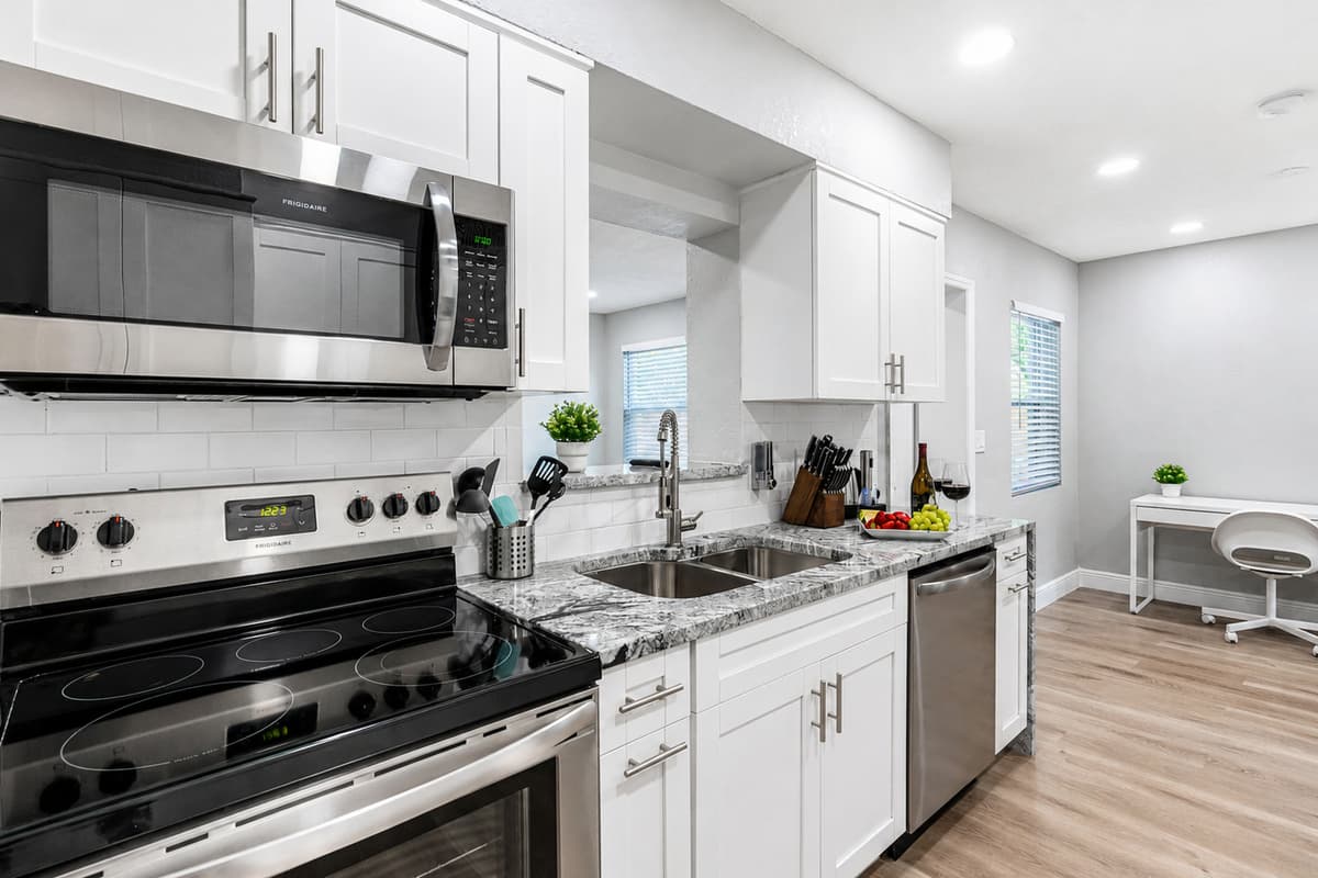 Want everyone to participate in the kitchen activities? Worry not! Our open kitchen space can accommodate everyone who wants to join. Meals are enjoyed best when served hot and fresh! Send us a message now!