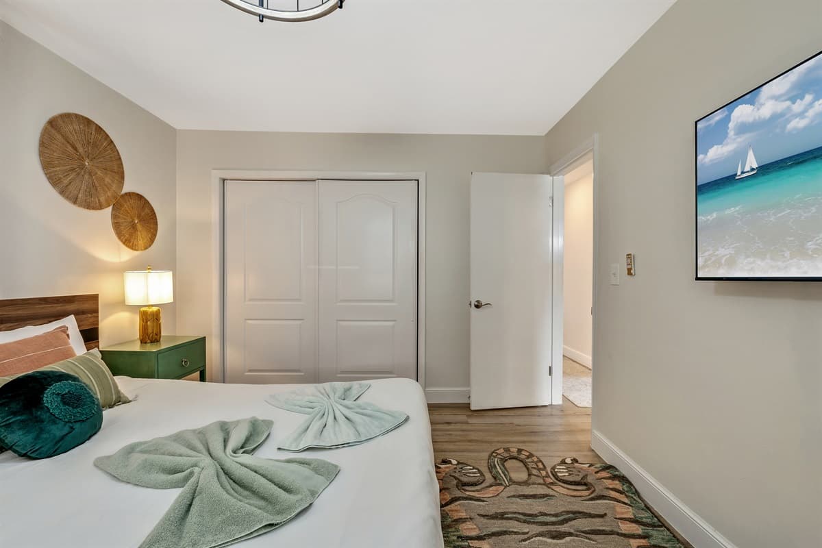 Soft hues and subtle patterns create a calming environment, while accent pieces such as decorative pillows, throws, or rugs add texture and warmth to the space, making it feel like a true home