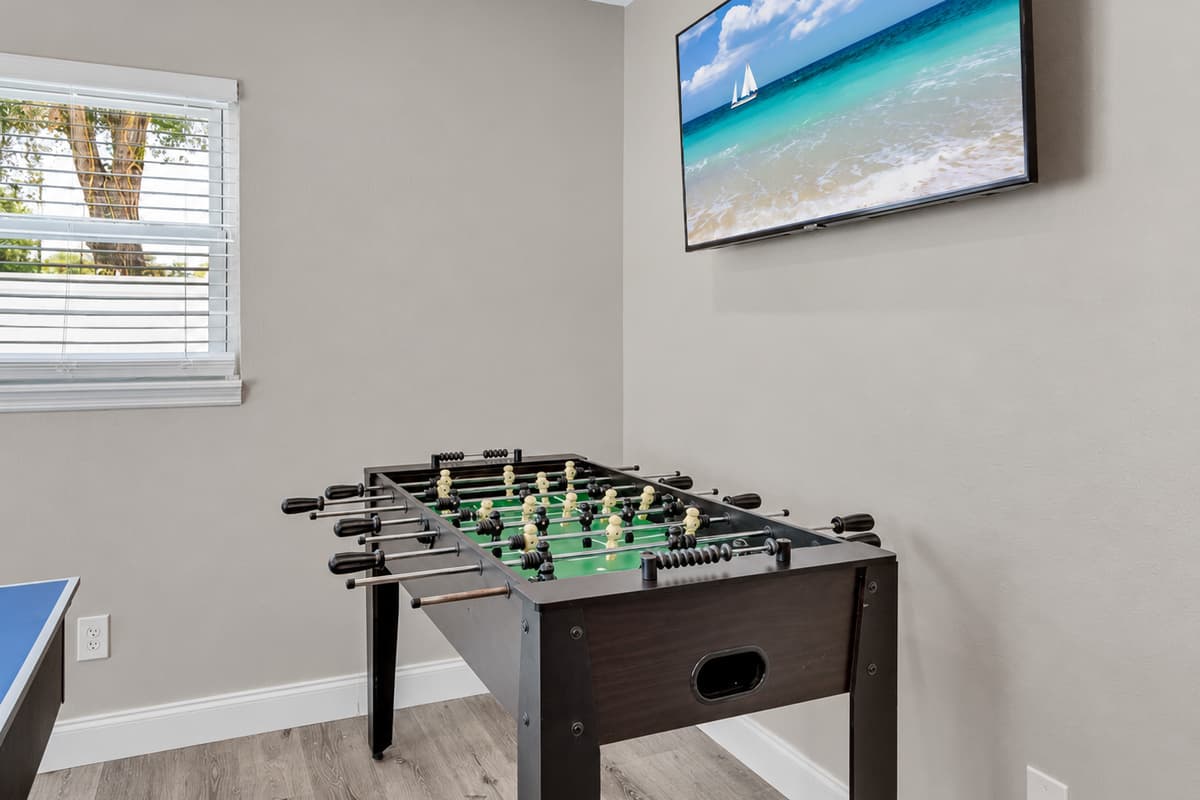 Have the best time while enjoying the ambiance, cool amenities, and competitive games. Make memories with us! Send us an inquiry now!