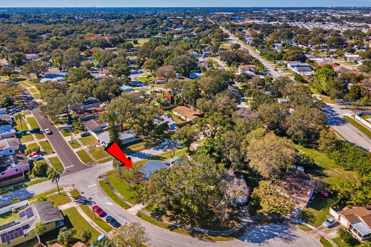 Aerial view if our safe and beautiful neighborhood. Enjoy the view outside showcasing lovely properties in the area. Do you like this property? Don't hesitate and send us an inquiry as soon as possible!