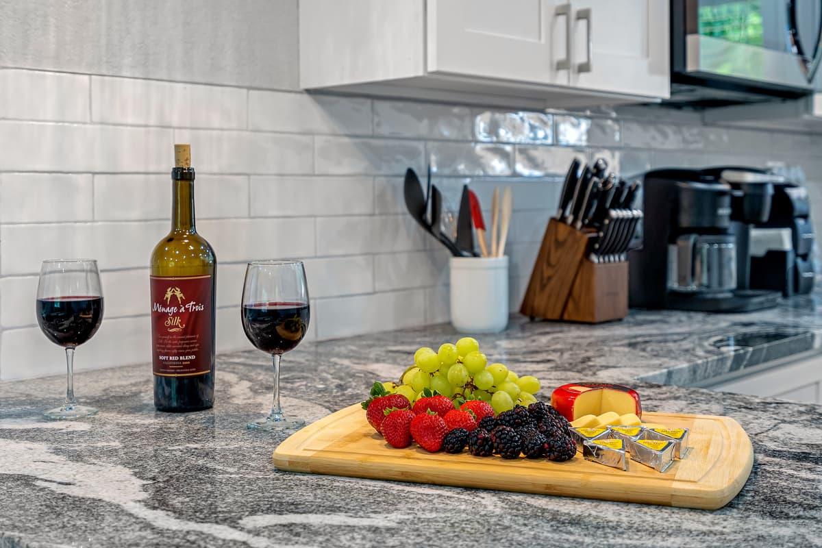 Make memories and great food in this beautiful property that has a modern fully equipped kitchen. Channel your inner chef and have great meals with family and friends.  