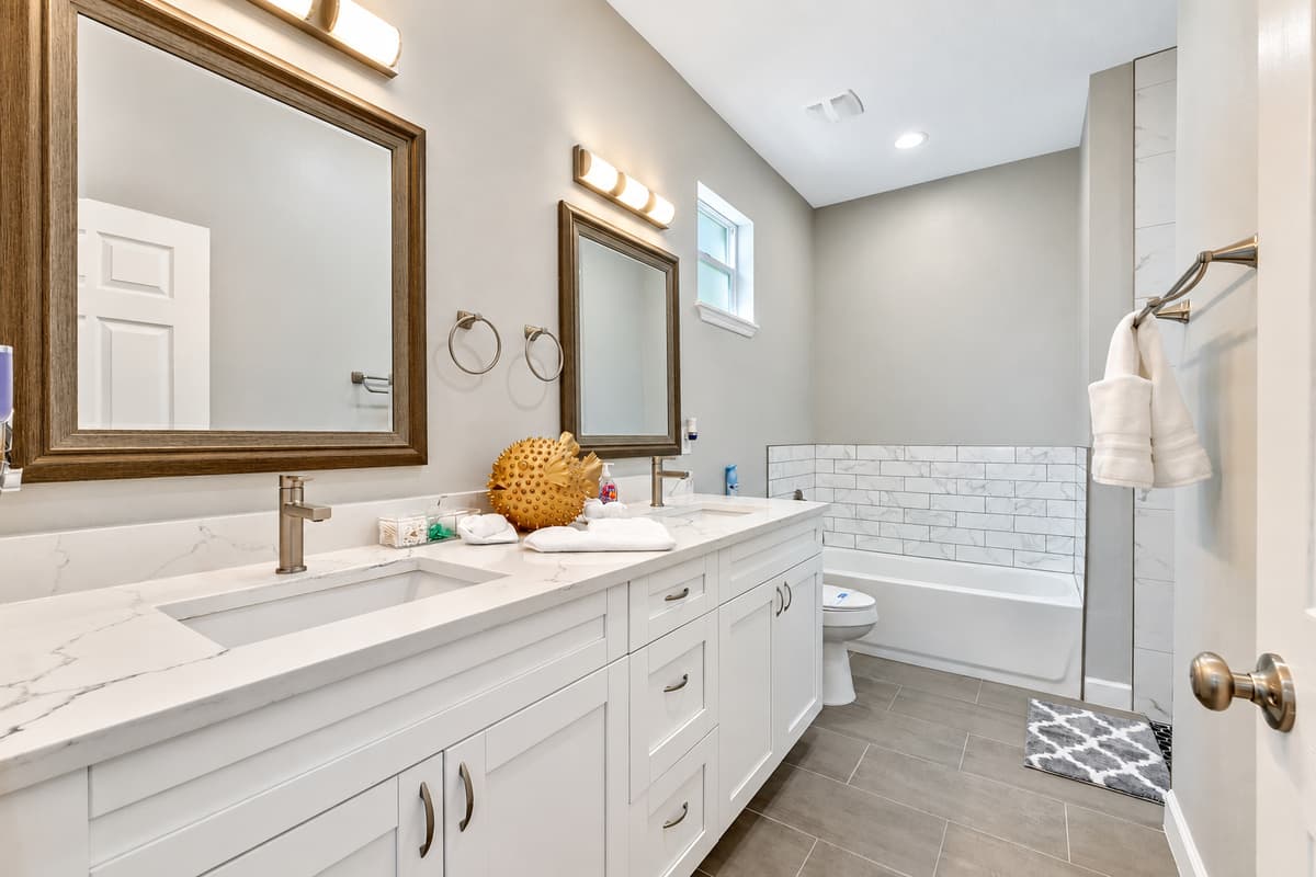 These pristine surfaces not only add a touch of elegance to the environment but also provide a clean and hygienic backdrop for your relaxation.