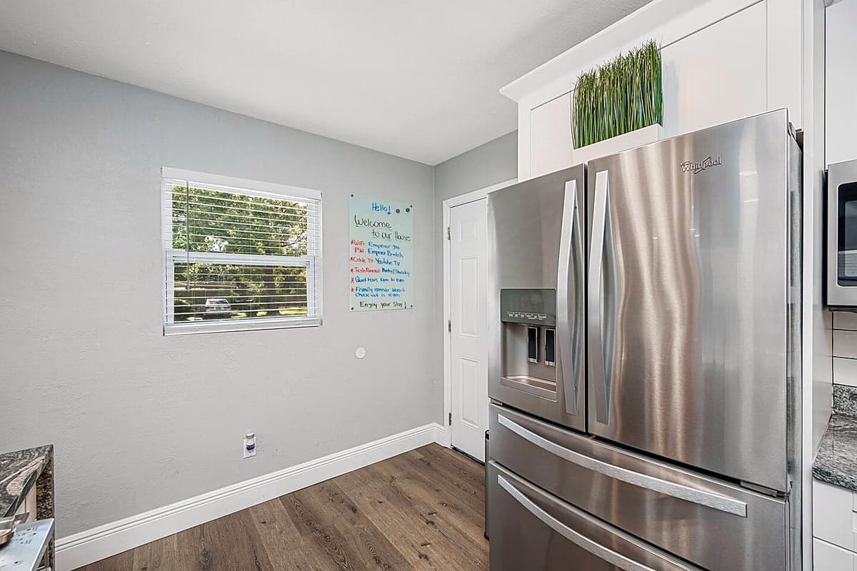 Did you bring a lot of supplies for your stay? Our fridge can hold it all to make sure everything is fresh and ready to be cooked for the family to enjoy! If you think this is a plus, send us an inquiry now!