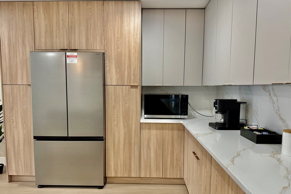 Start your day right in this cozy, light-filled kitchen equipped with all essentials and modern comforts.