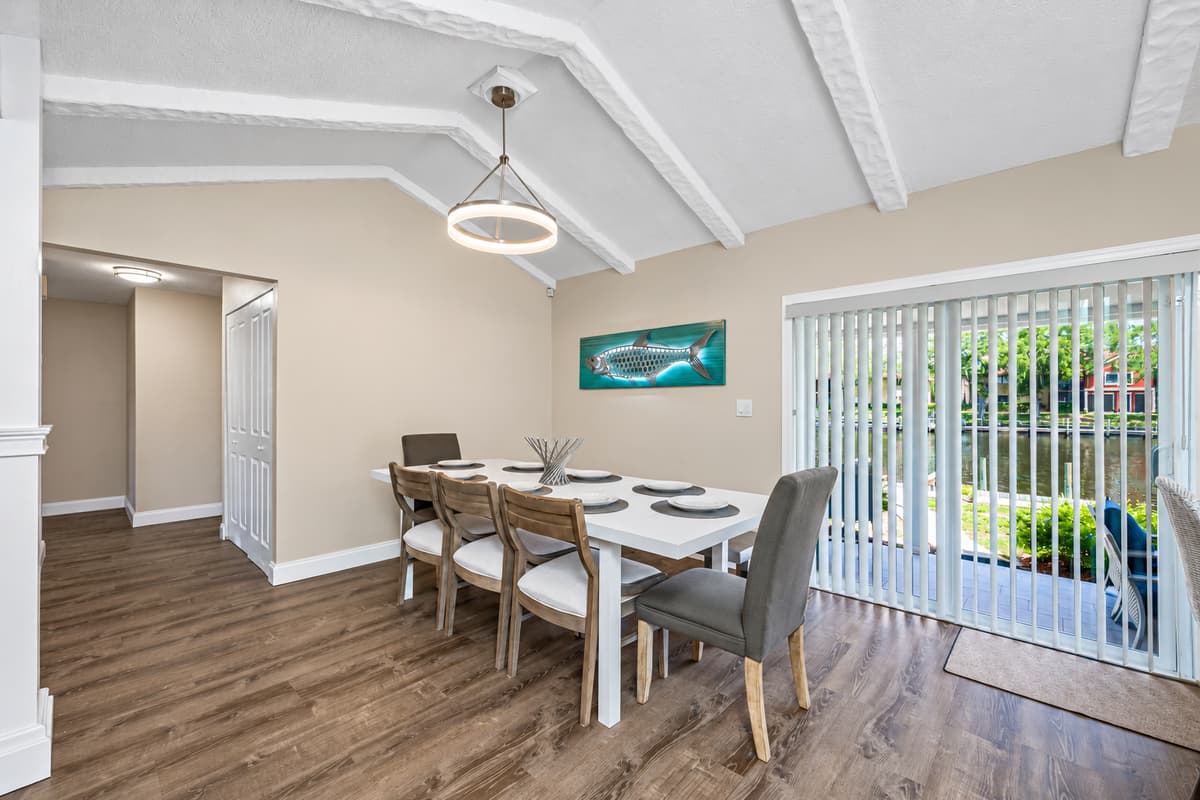 Our lovely dining table can seat 8 people comfortably. Share and reminisce great memories while sharing freshly made meals in our modern kitchen! If you like sharing stories with family and friends, send us a message now!
