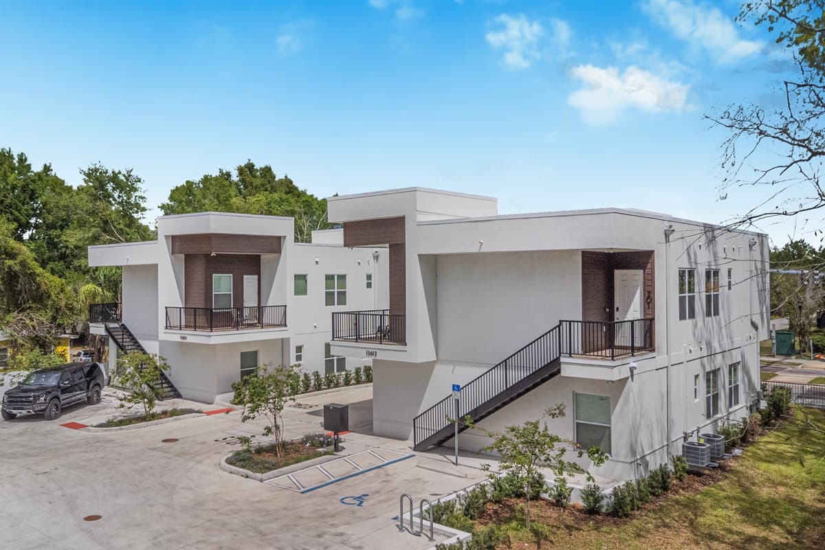 Dedicated off-street parking right at your doorstep. No circling the block — just park, grab your bags, and head upstairs.