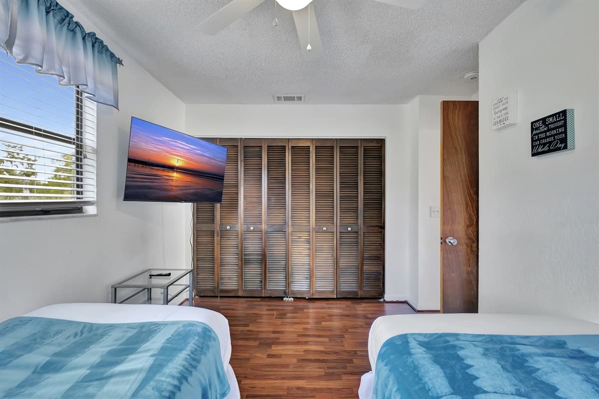 The room is spacious and thoughtfully arranged, providing ample space for guests to relax and unwind.