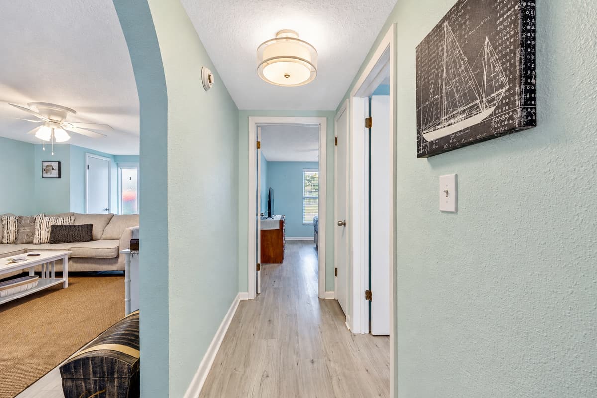 Hallway to the bedrooms.