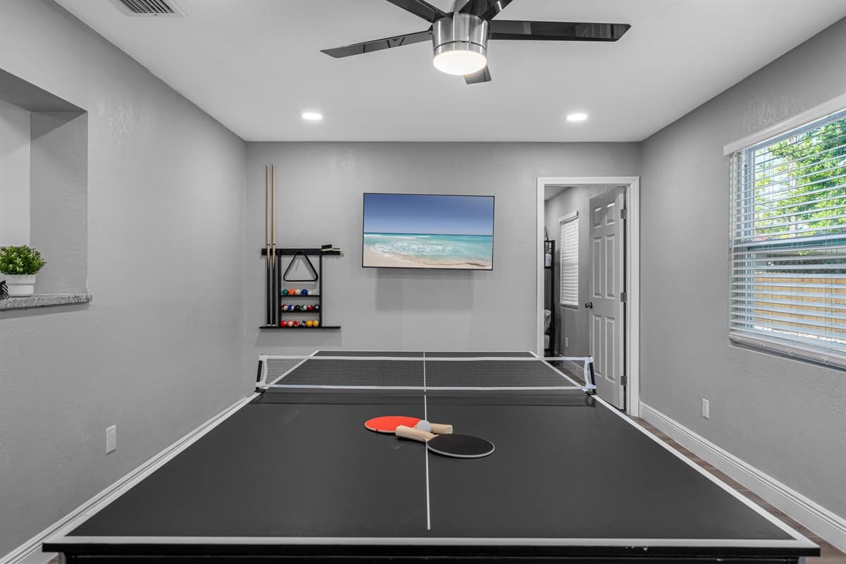 Never feel bored during your stay! This amazing property has competitive games in store for you! Bond playing ping-pong after swimming. You like what you see? Book with us now!