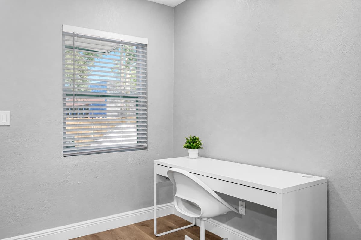 Have a great environment in our home office if you have an unexpected meetings during your vacation! Never worry about having to work without privacy during your stay! Love what you see? Sned us a message now!