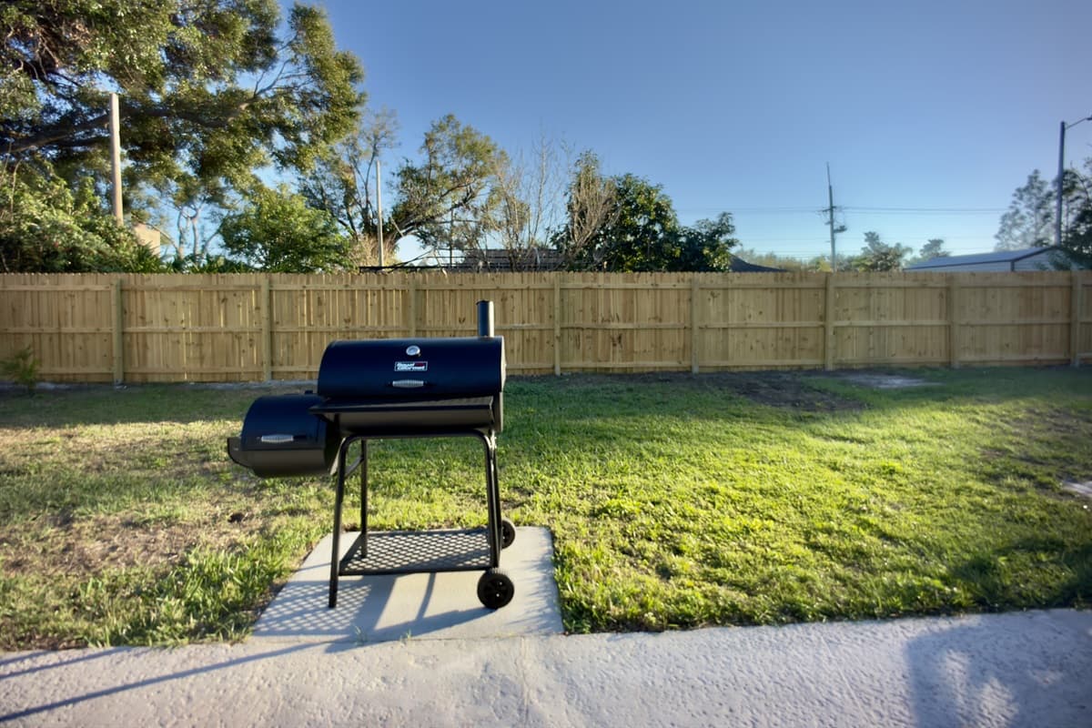 Outdoor BBQ Grill