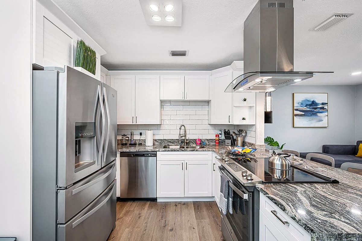 Are you a foodie? Eat great food freshly made in our wonderful fully equipped kitchen. Channel you inner chef skills in this beautiful kitchen and eat your favorite meals. If you love what you see so far, send us an inquiry as soon as possible!