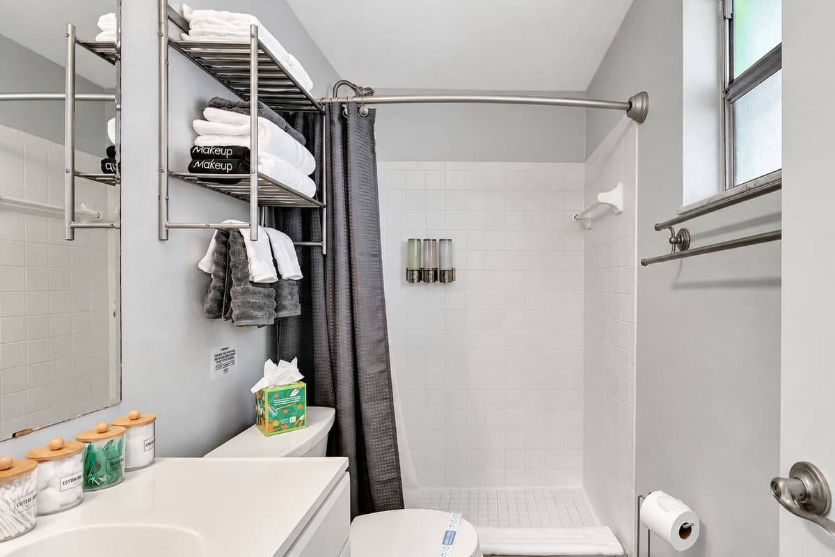Indulge in modern comfort!