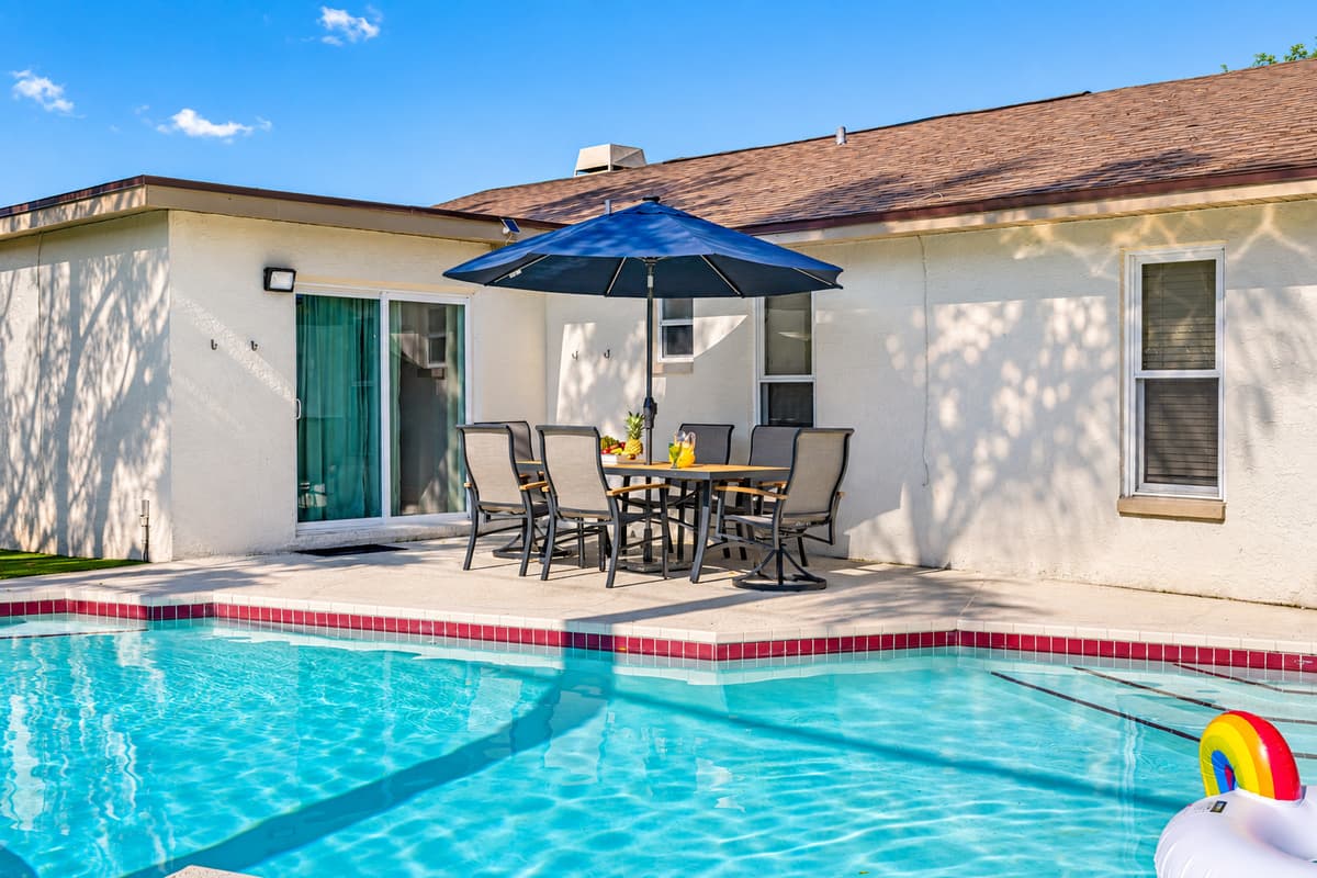 For those who prefer to lounge, there’s a shallow end where you can easily wade and soak up the sun.