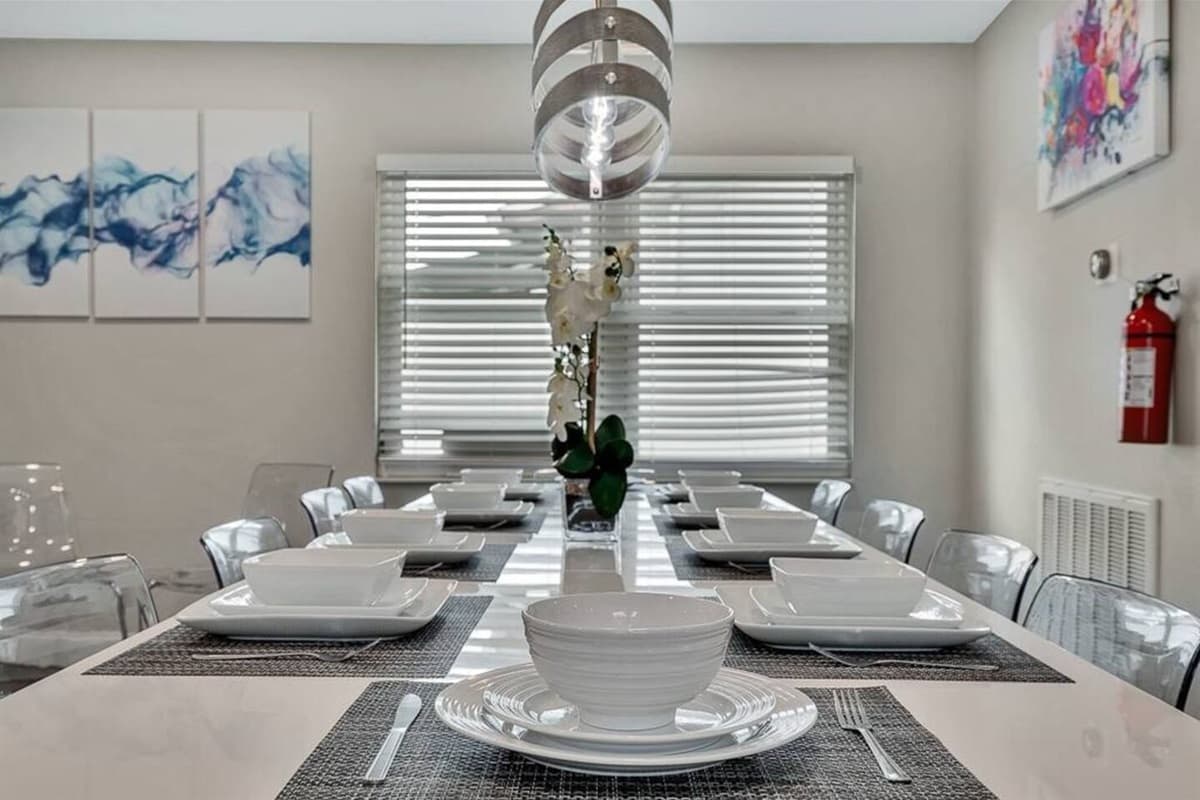 Nothing beats homecooked meals shared together! Enjoy meals with family in this elegant dining table that seats 8 people. Book your stay now!