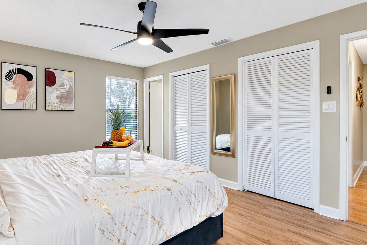 Sink into the luxury of a queen-size bed and let your worries drift away.