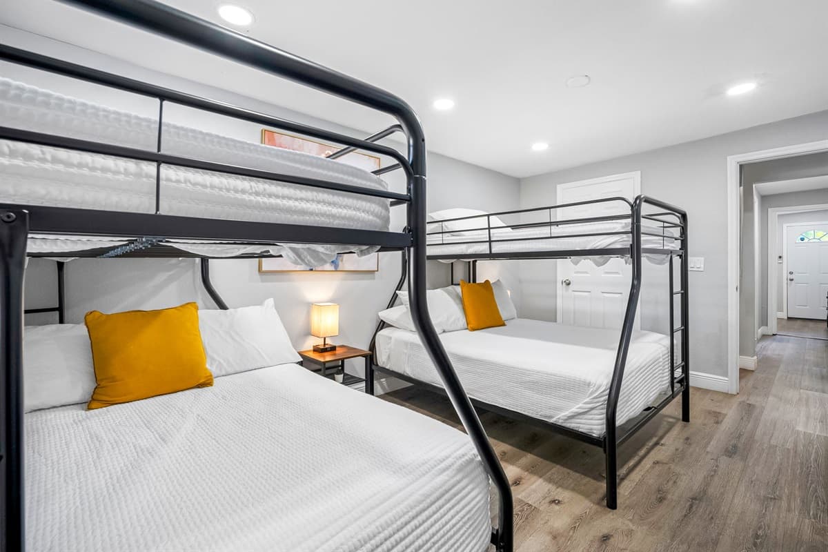 Perfect for families or groups, this cozy room features two bunk beds with plenty of space for everyone.