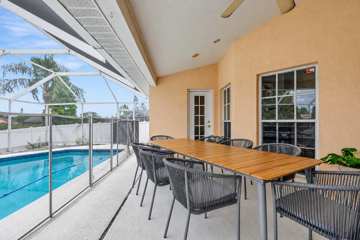 We invite you to experience the delights of our captivating outdoor common space, where the pool, comfortable seating, and lush surroundings converge to create an oasis of relaxation and fun.